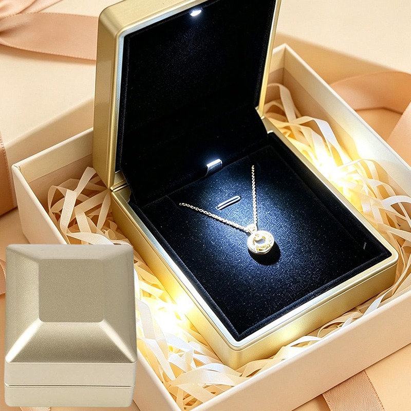 Velvet Ring Box Led Light Proposal - LED-Ringbox Quadratische Samt-Schmuckvitrine mit Beleuchtung Automatisch